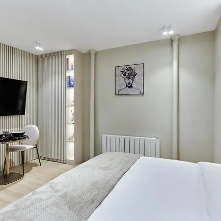 Studio Center Of Paris By Studio Prestige Exterior photo